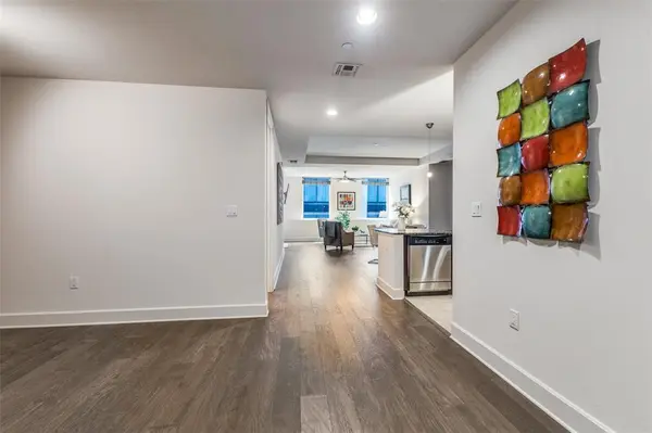 1505 Elm Street #204, Dallas, TX 75201