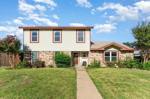 586 Abilene Drive, Lewisville, TX 75067