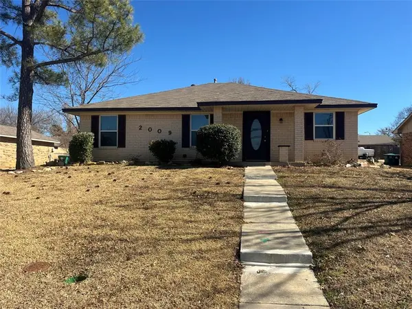 2009 Azalea Street,  Denton,  TX 76205