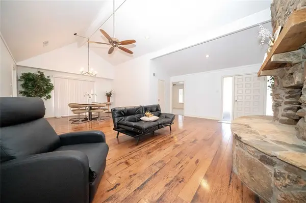 2916 Country Place Court, Carrollton, TX 75006