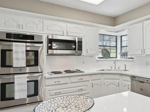 5620 Cool Springs Drive, Midlothian, TX 76065