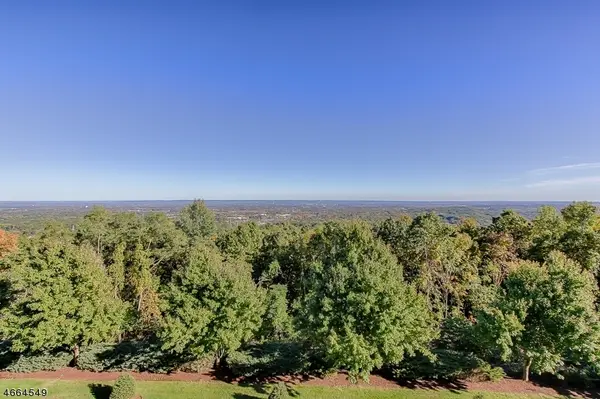 2216 Gates Court #2304, Parsippany-troy Hills Twp., NJ 07950