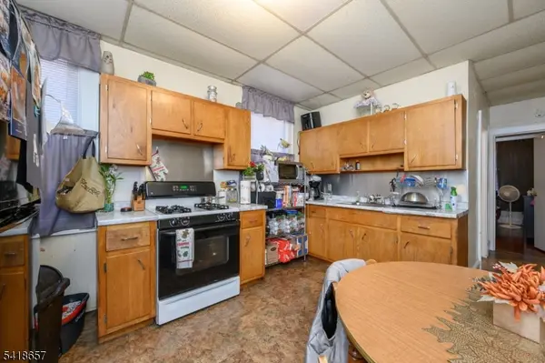 427-429 N 12Th St, Newark City, NJ 07107