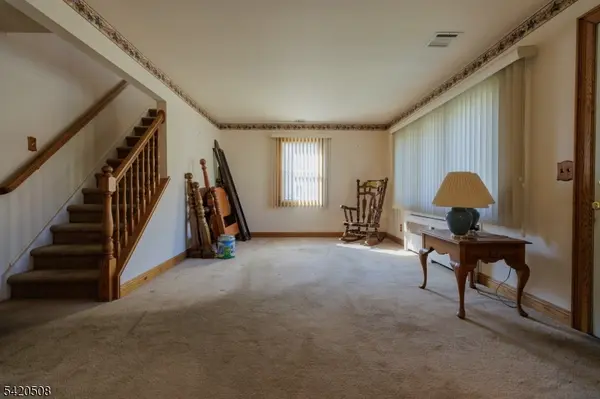 214 Maple St, Garwood Boro, NJ 07027