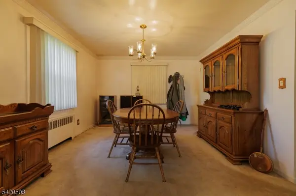 214 Maple St, Garwood Boro, NJ 07027