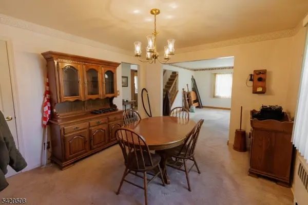 214 Maple St, Garwood Boro, NJ 07027