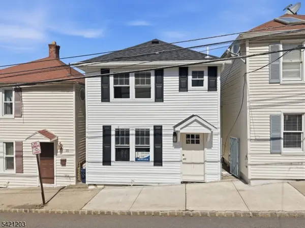 33 Clinton Pl, Morristown Town, NJ 07960