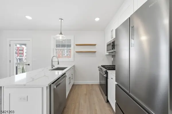 33 Clinton Pl, Morristown Town, NJ 07960