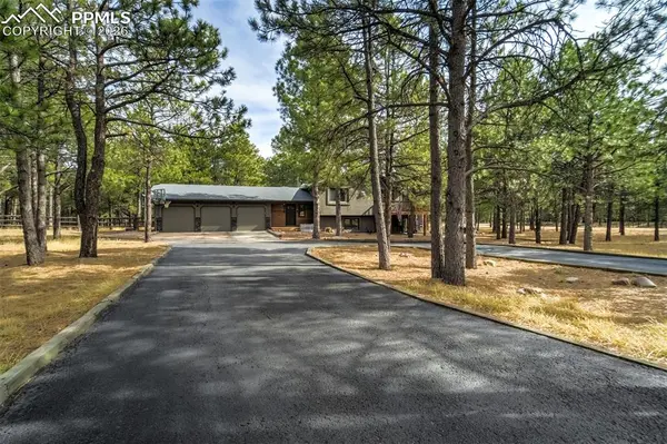 810 Scottswood DR, Monument, CO 80132