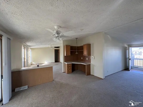 13565 Pear ST, Ash Twp, MI 48117