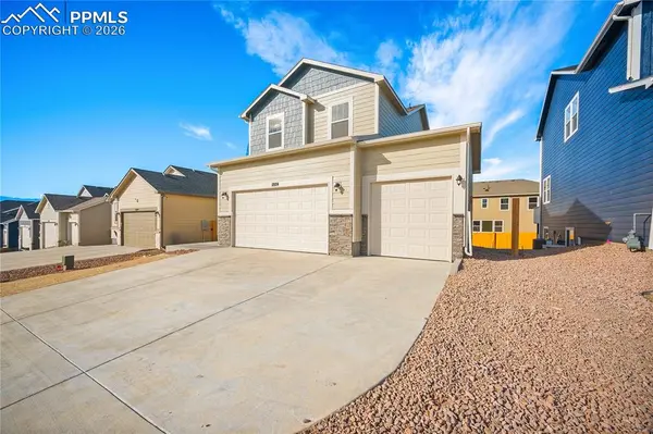 11884 Lost Peak LN, Colorado Springs, CO 80925