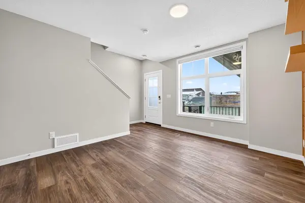 589 Mahogany RD SE, Calgary, AB T3M 3Y3