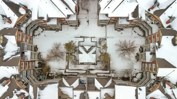 5115 Richard RD SW #107, Calgary, AB T3E 7M7