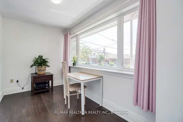 44 Jesmond AVE N, Toronto C03, ON M6E 1V5