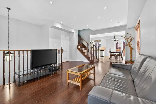 28 Tisdale AVE, Toronto C13, ON M4A 1Y5