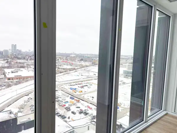 1 Quarrington LN #2008, Toronto C13, ON M3C 0S4