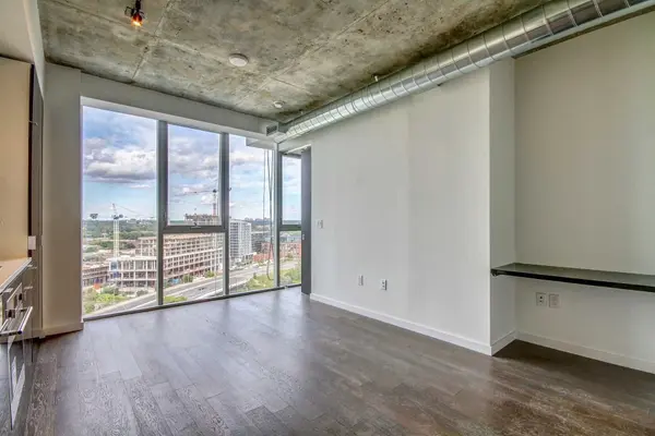 170 Bayview AVE #1405, Toronto C08, ON M5A 0M4