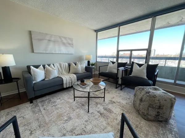 55 William ST E #912, Oshawa, ON L1G 7C9