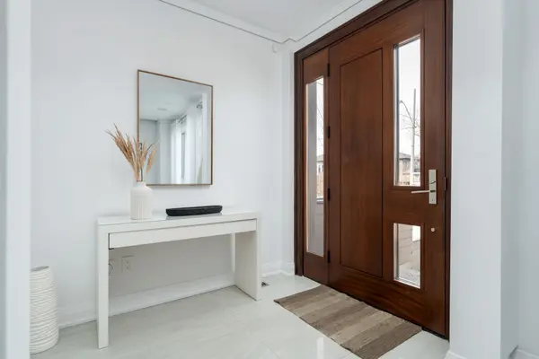 3 Judith DR, Toronto E03, ON M4J 2R8