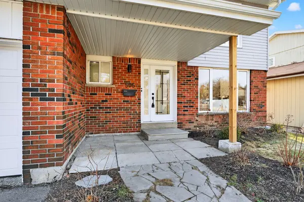 506 Grandview ST S, Oshawa, ON L1H 7S4