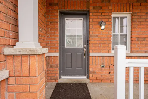 804 Ormond DR, Oshawa, ON L1K 3B6