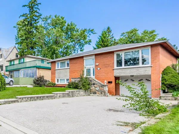 803 Fairview AVE, Pickering, ON L1W 1M7