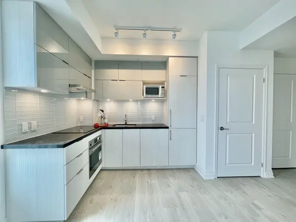 8 Rouge Valley DR #1105, Markham, ON L6G 0G8