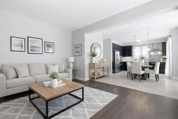 1 Citrine DR, Bradford West Gwillimbury, ON L3Z 0T5