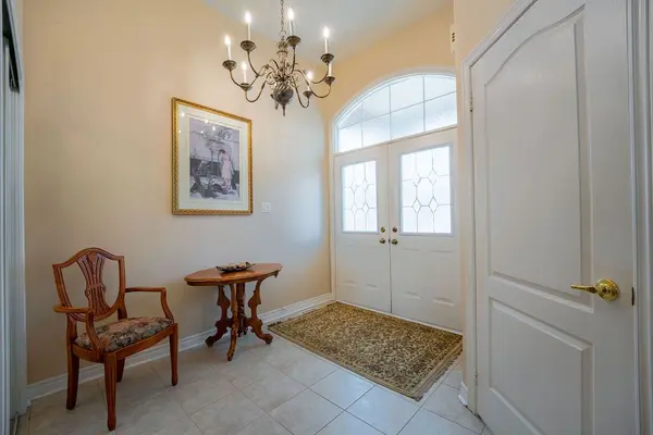 23 Amelynn CRES, Vaughan, ON L4H 1P3