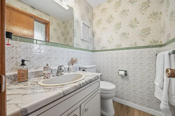 72 Beaver Ridge DR, Brock, ON L0E 1E0