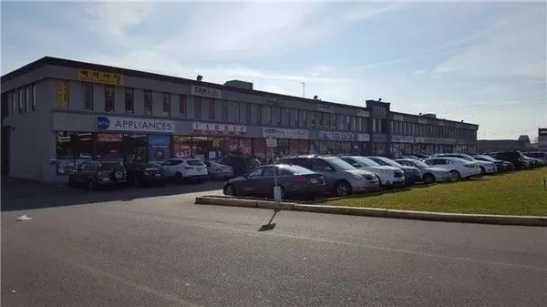 1310 Dundas ST E #200-130, Mississauga, ON L4Y 2C1