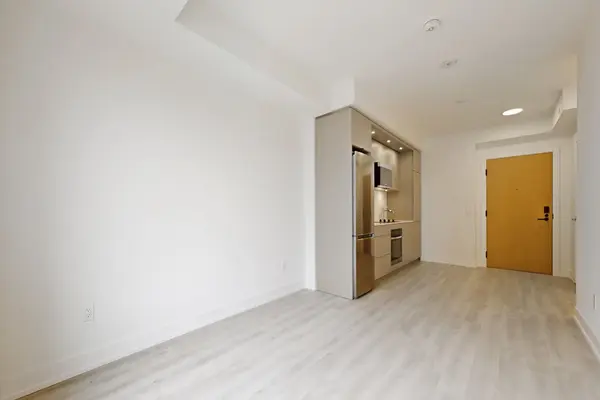 60 Central Park Roadway N/A #1705, Toronto W08, ON M9A 0E6