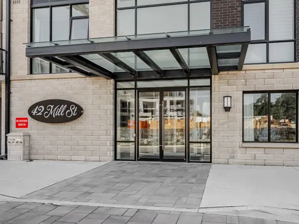 42 MILL ST #208, Halton Hills, ON L7E 0P9