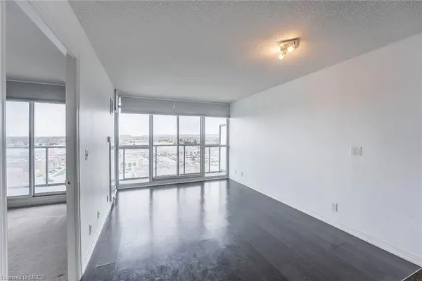 1940 IRONSTONE DR #705, Burlington, ON L7L 0E4