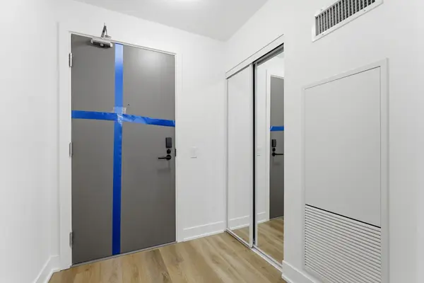 2088 James ST #1210, Burlington, ON L7R 0H2