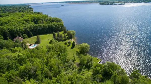 1515 HAWKSWOOD DR, Selwyn, ON K0L 1T0