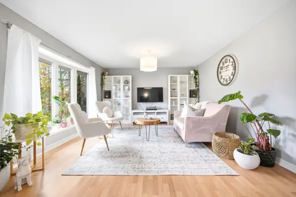 121 Stamford DR, Drummond/north Elmsley, ON K7H 3C1