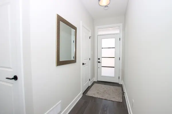 579 REGENT ST, Strathroy-caradoc, ON N0L 1W0