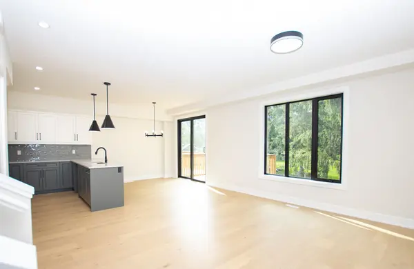 619 REGENT ST, Strathroy-caradoc, ON N0L 1W0