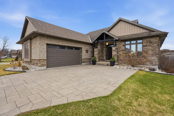 2 Slammer TRL, Thames Centre, ON N0M 2P0