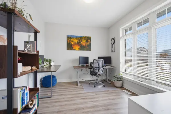 2 Slammer TRL, Thames Centre, ON N0M 2P0