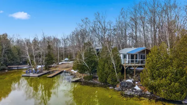 99 Teddy Bear LN, South Bruce Peninsula, ON N0H 2T0