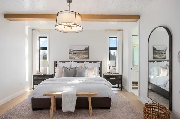 240 FOXBOROUGH PL, Thames Centre, ON N0M 2P0