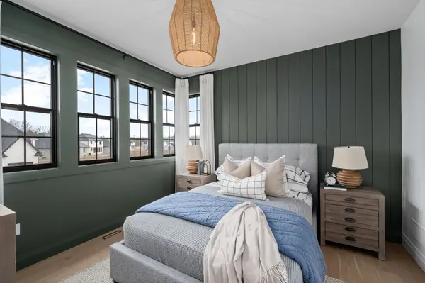 204 FOXBOROUGH PL, Thames Centre, ON N0M 2P0