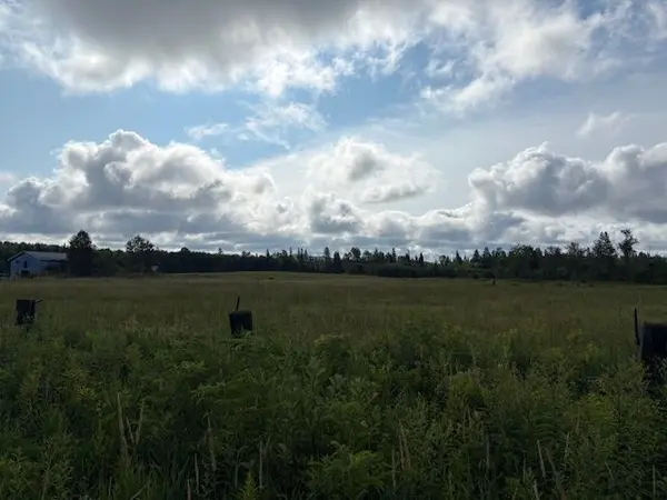 0 Old Muskoka to the West Side of #1105 RD, Huntsville, ON P0B 1M0