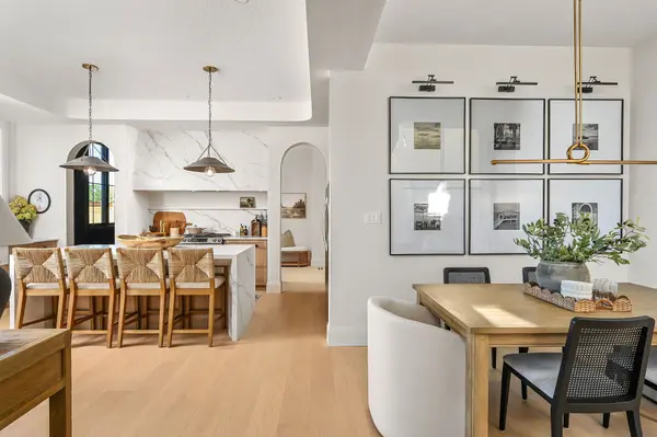 212 FOXBOROUGH PL, Thames Centre, ON N0M 2P0