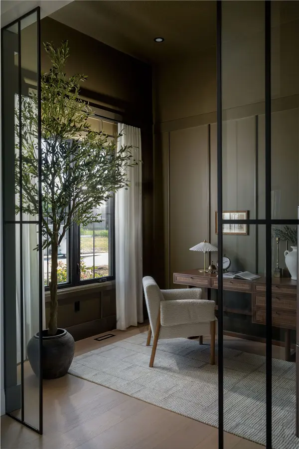 203 Foxborough PL, Thames Centre, ON N0M 2P0