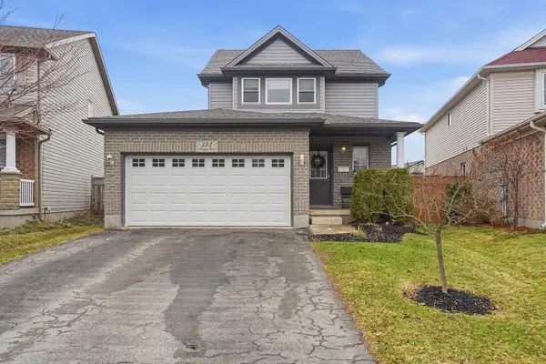 583 Fieldgate CIR, London East, ON N5V 5G1