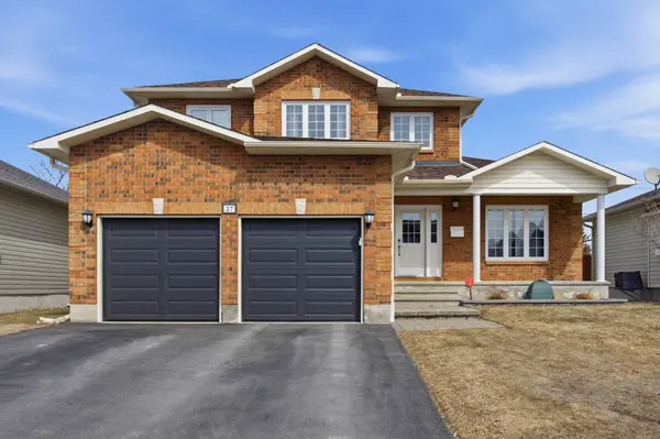 27 Comba DR, Carleton Place, ON K7C 4V2
