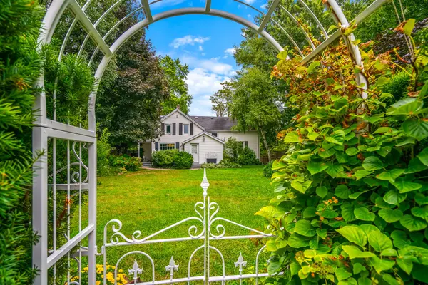 14894 Niagara River Pkwy, Niagara-on-the-lake, ON L0S 1J0